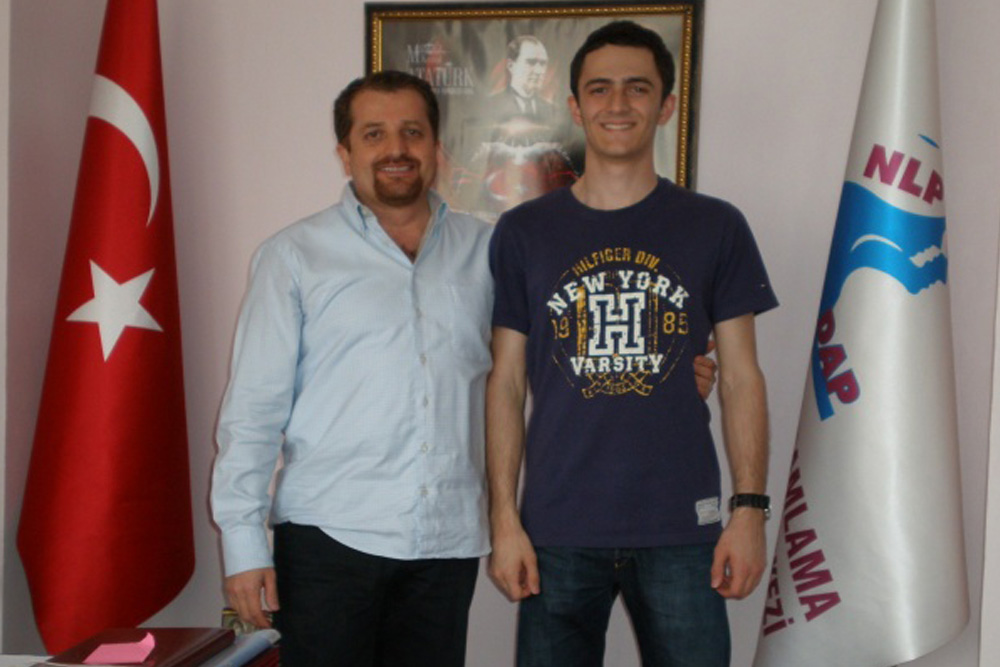NLP Lideri 2011 YGS’de 465 Puanla TÜRKİYE 2405.si olan öğrencisi Can Hakan ÇOLAK’la