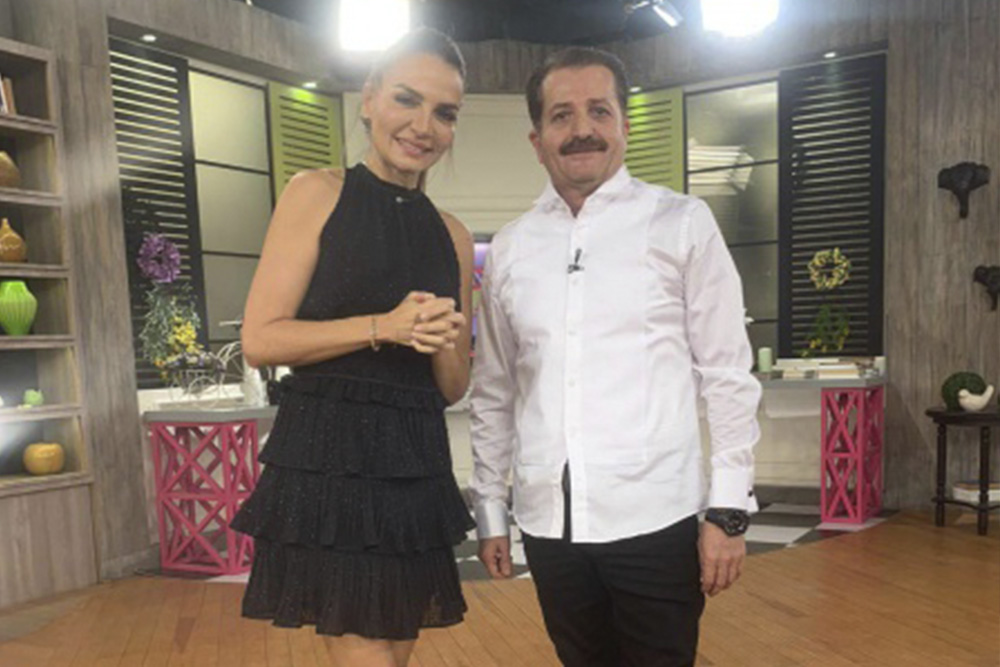 Ebru Akel ve NLP Lideri